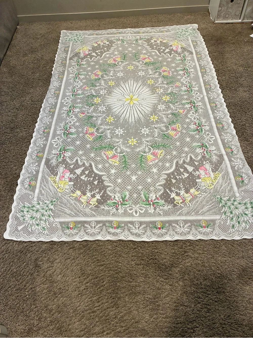Vintage Lace Christmas Table Cloth 61